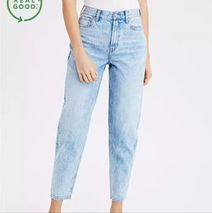 American Eagle relaxed mom jeans size 4